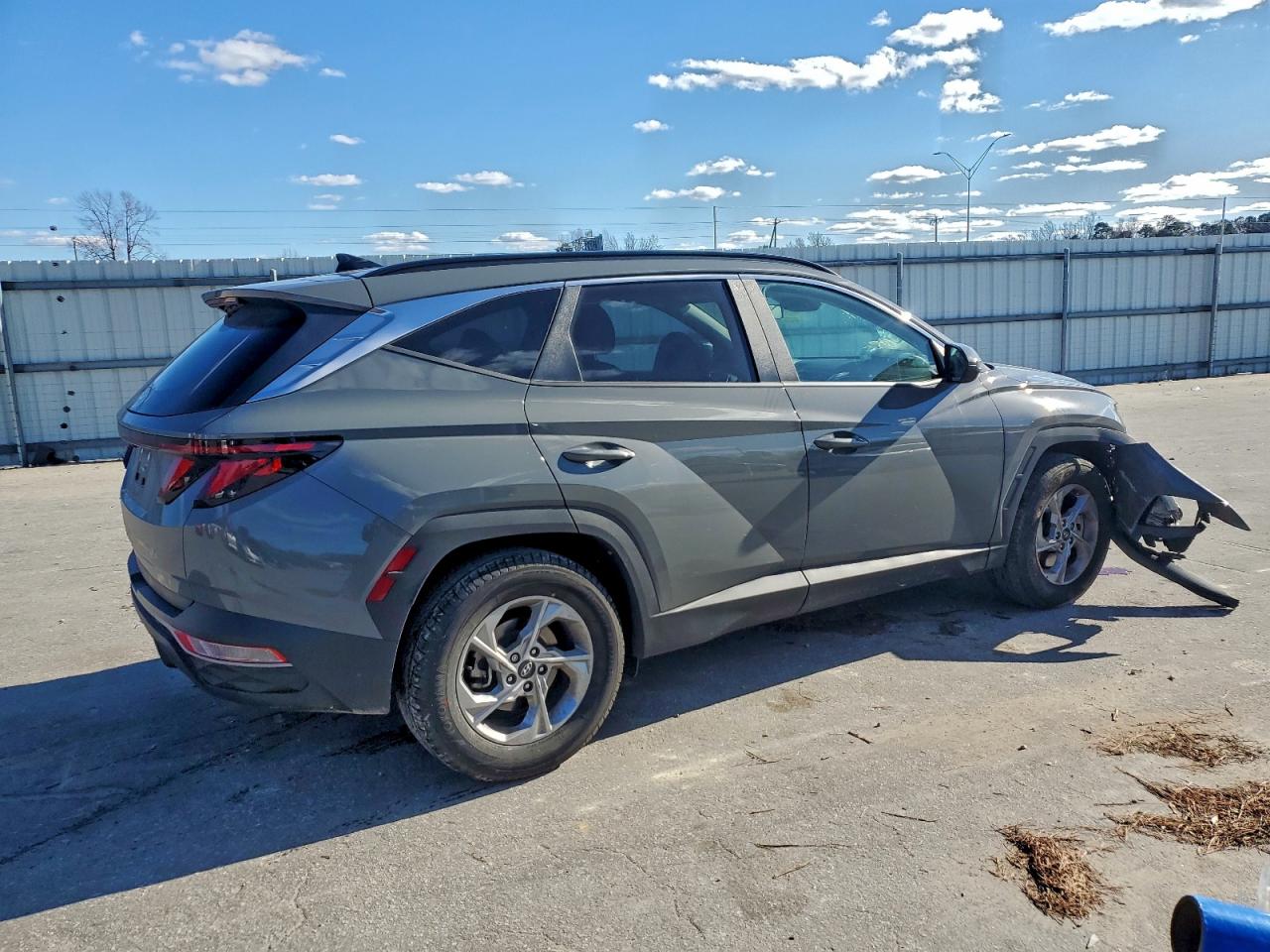 2024 HYUNDAI TUCSON SEL photo 3