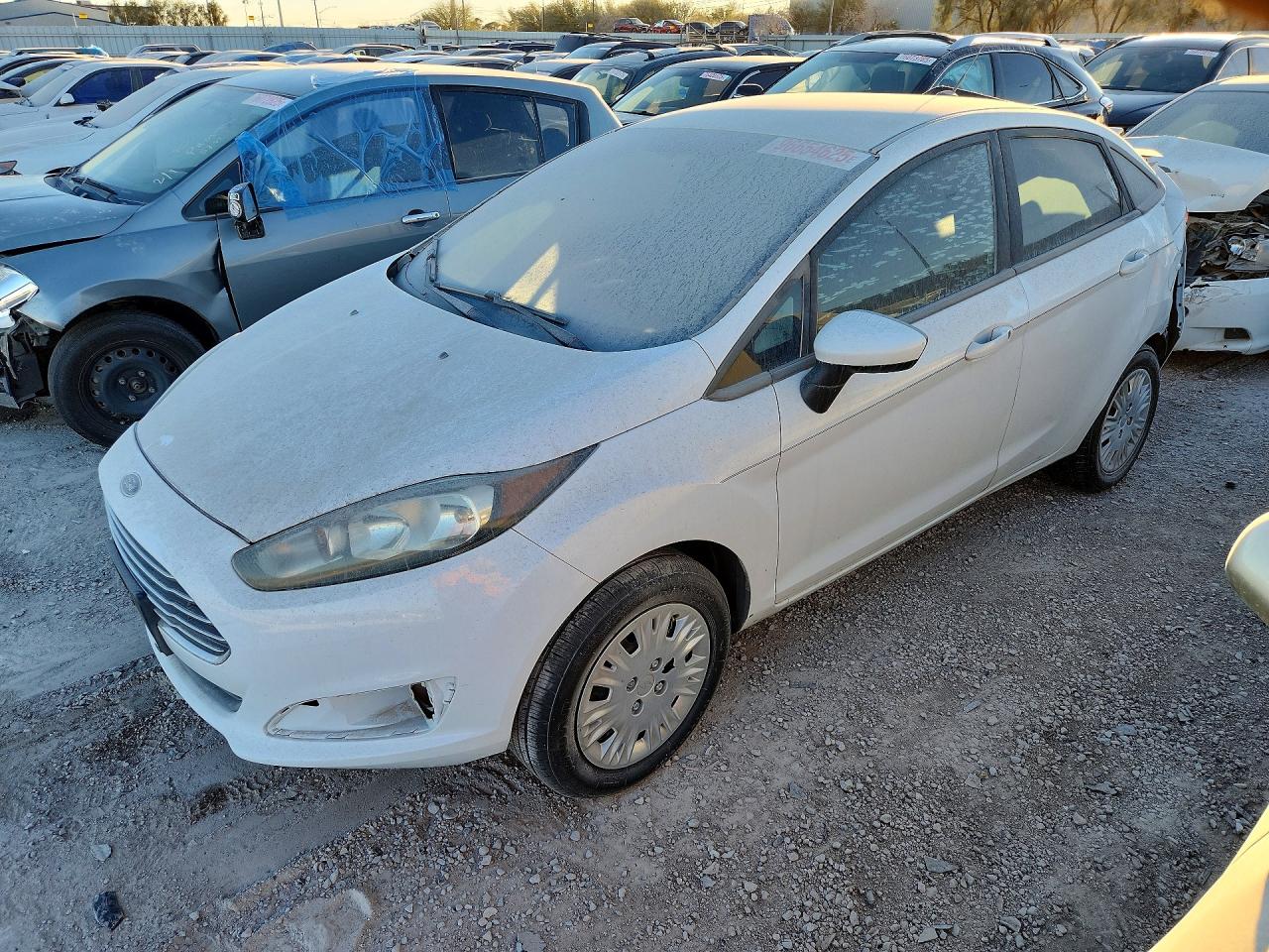 2015 FORD FIESTA