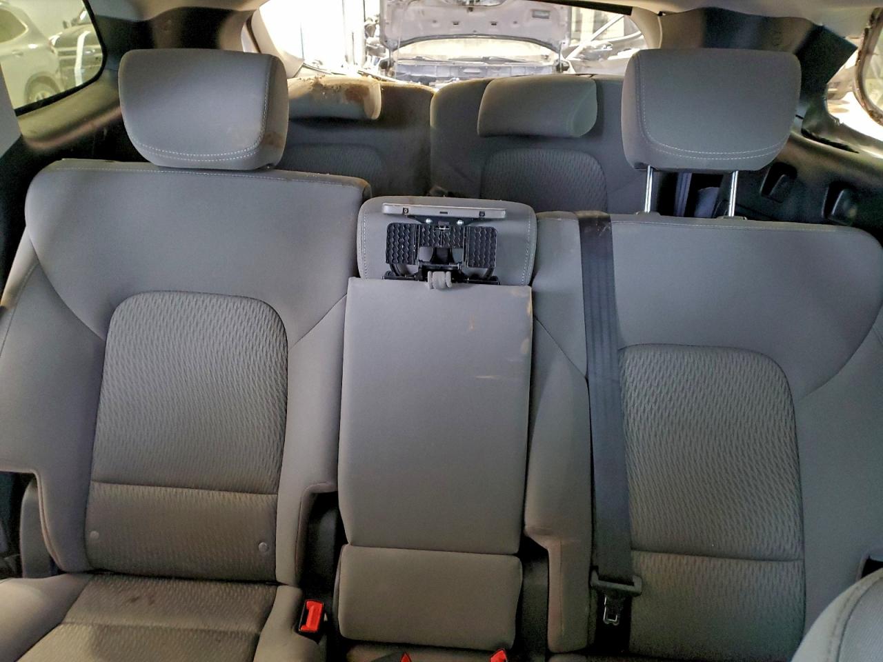2016 HYUNDAI SANTA FE SE photo 10