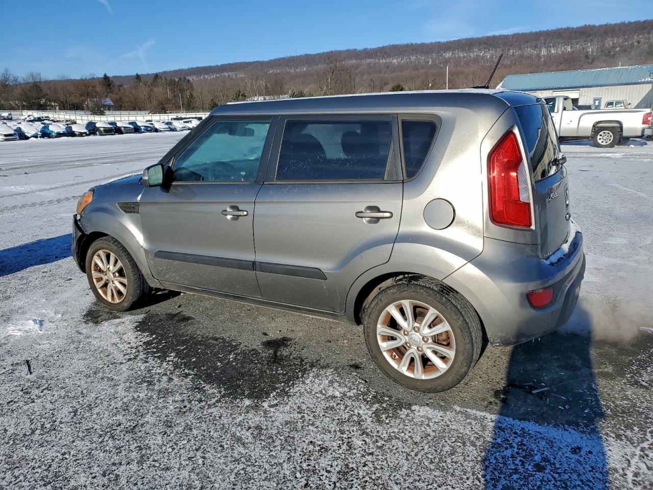 2013 KIA SOUL + photo 2