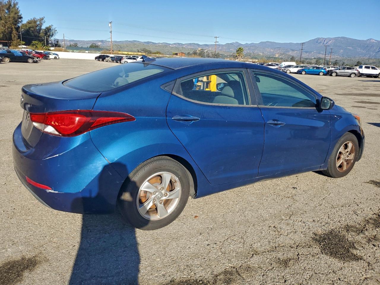 2014 HYUNDAI ELANTRA SE photo 3