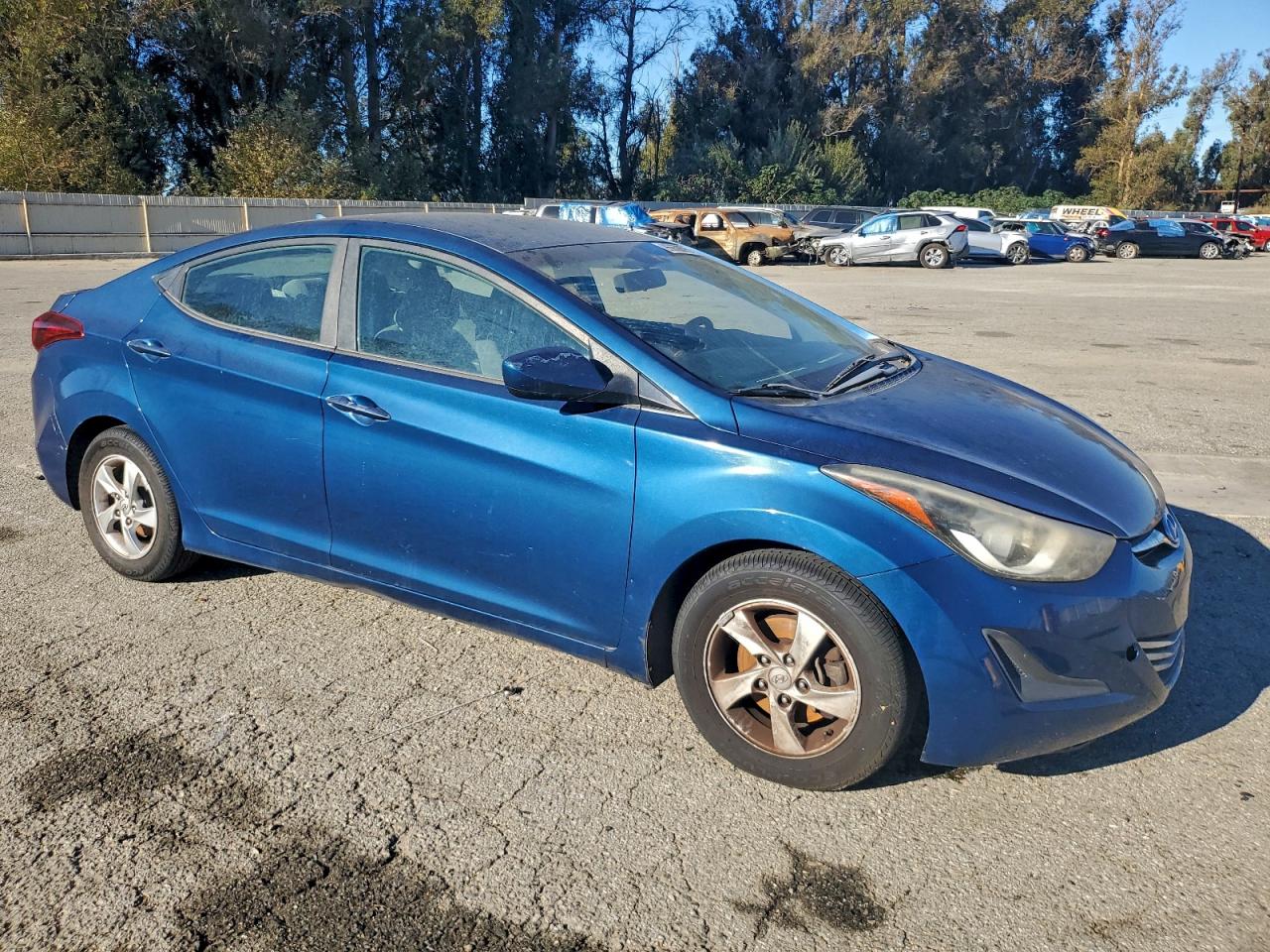 2014 HYUNDAI ELANTRA SE photo 4
