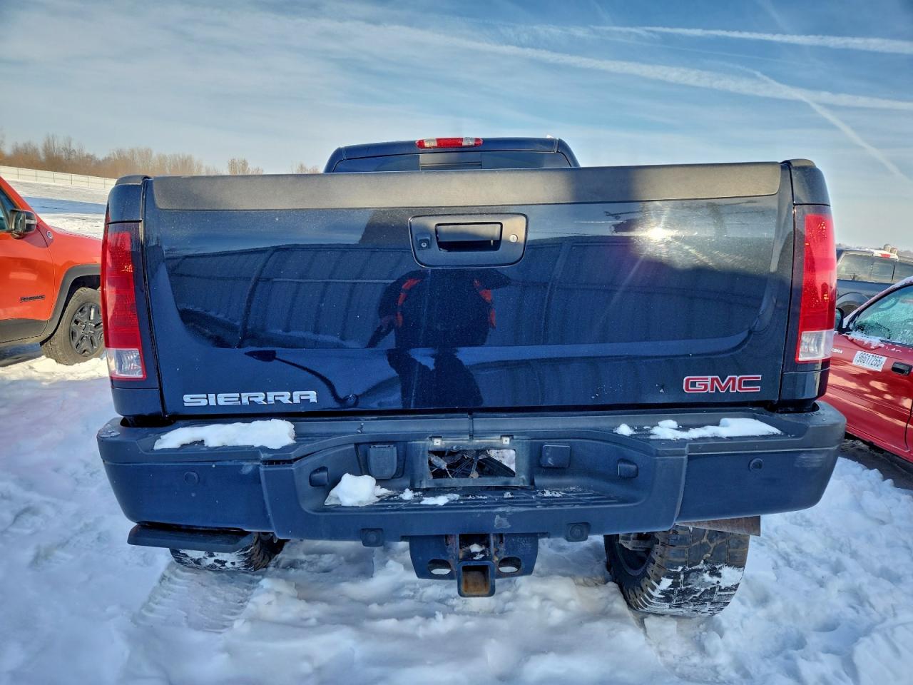 2012 GMC SIERRA K2500 DENALI photo 6