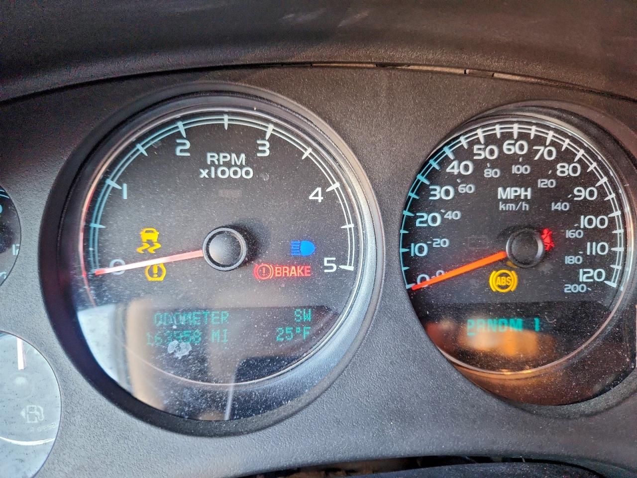 2012 GMC SIERRA K2500 DENALI photo 9