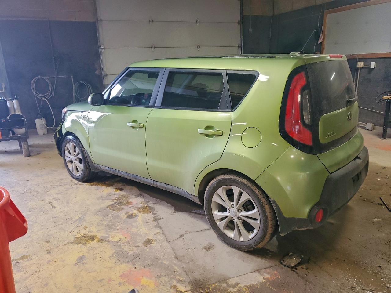 2015 KIA SOUL + photo 2