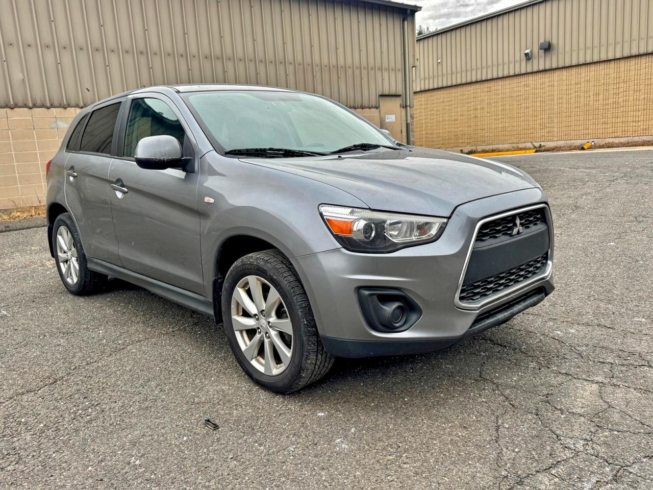 2015 MITSUBISHI OUTLANDER SPORT ES — NORMAL WEAR damage — photo 1