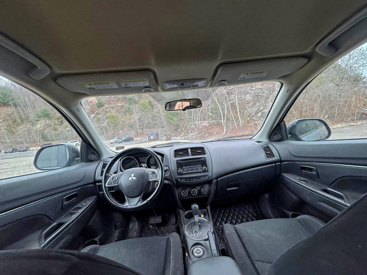 2015 MITSUBISHI OUTLANDER SPORT ES photo 9