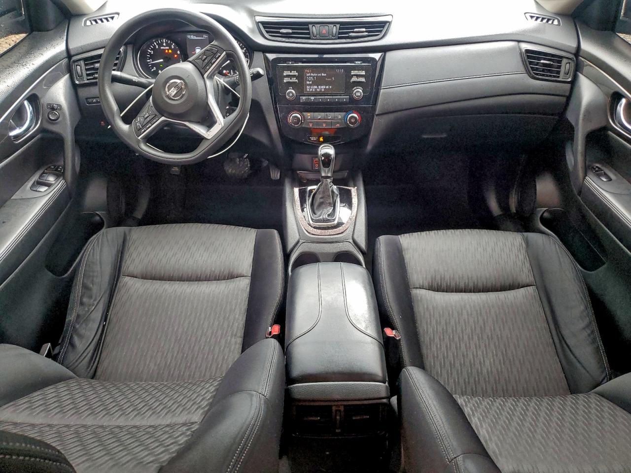 2017 NISSAN ROGUE S photo 8