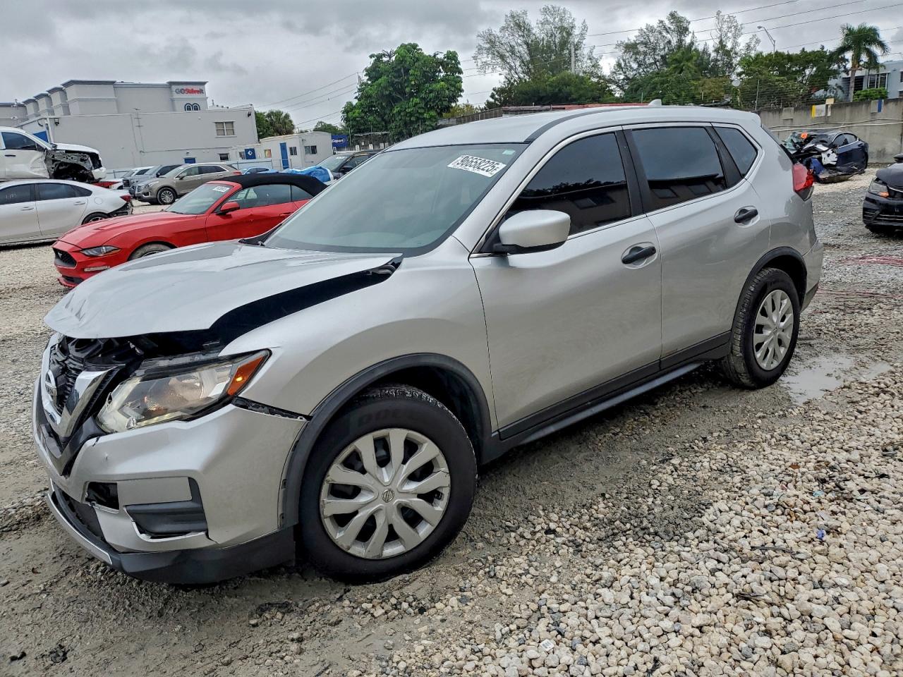 2017 NISSAN ROGUE