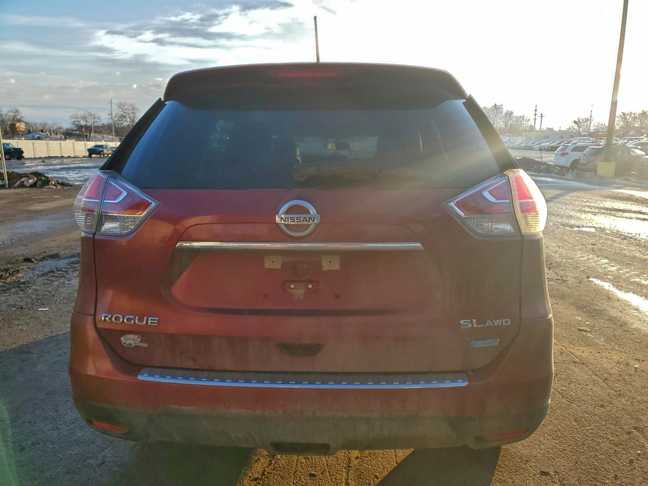 2014 NISSAN ROGUE S photo 6