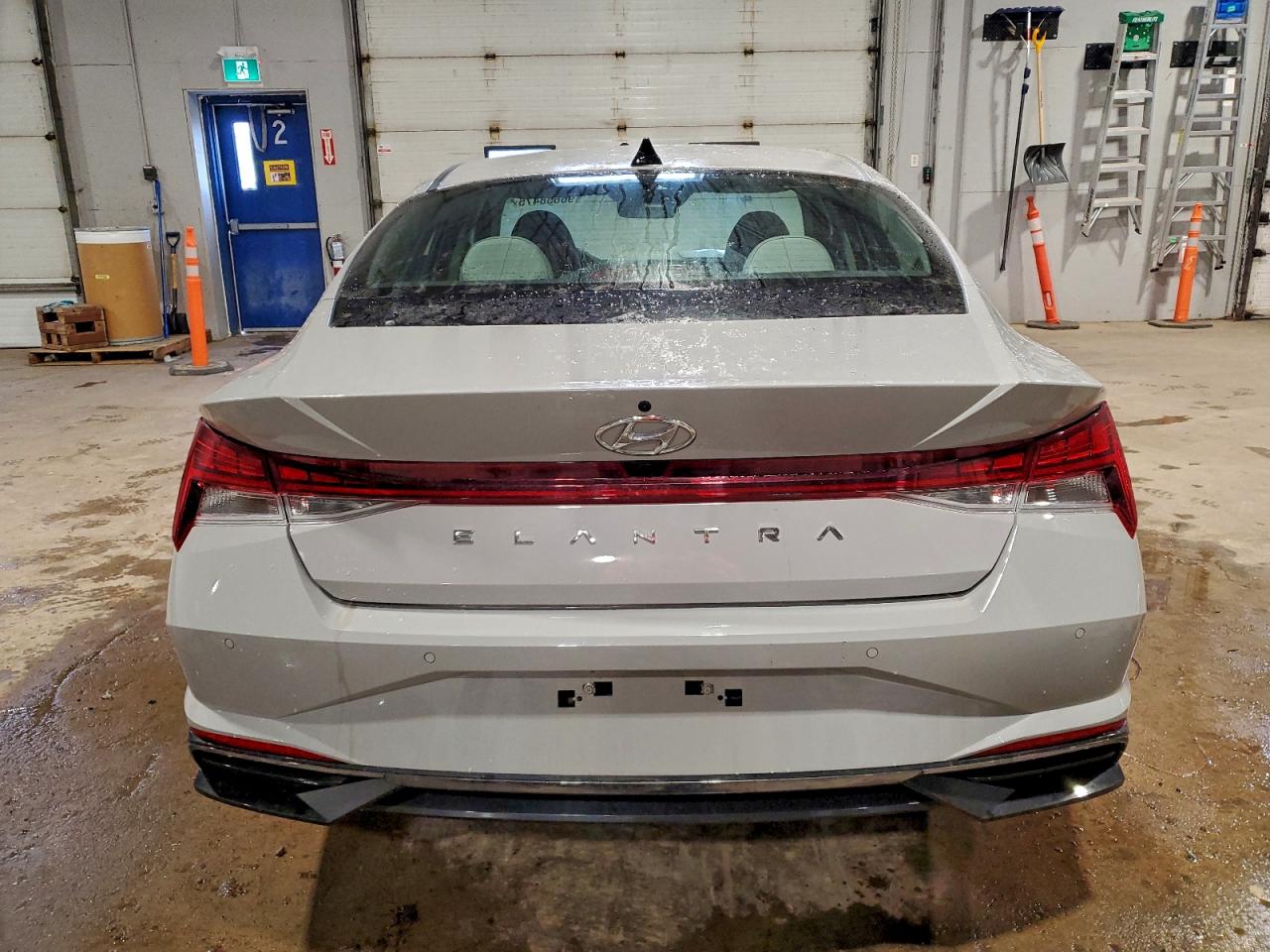 2022 HYUNDAI ELANTRA SEL photo 6