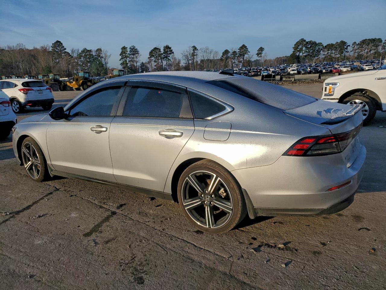 2025 HONDA ACCORD HYBRID SPORT photo 2