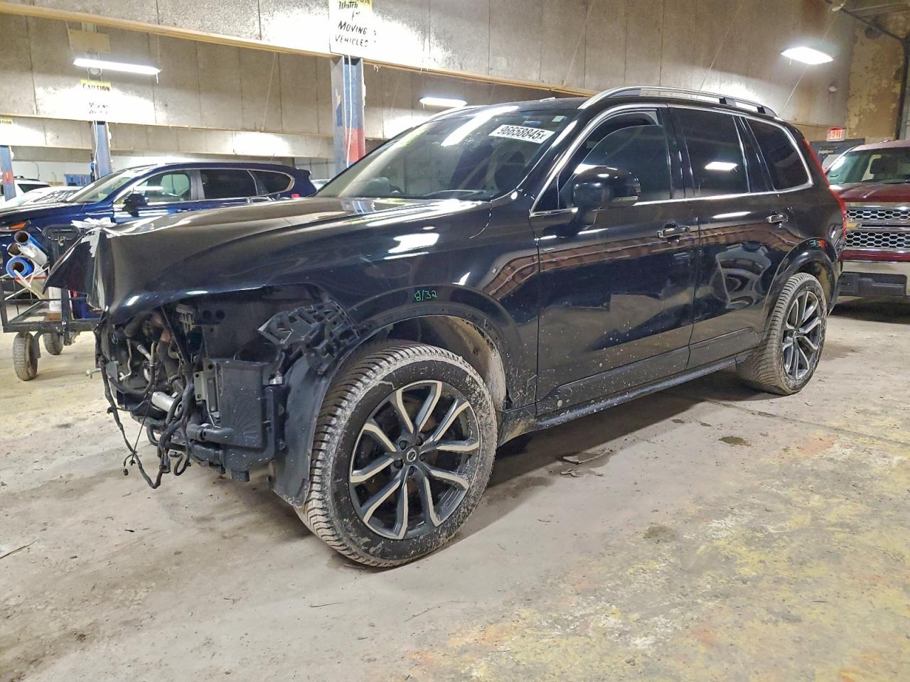 2016 VOLVO XC90