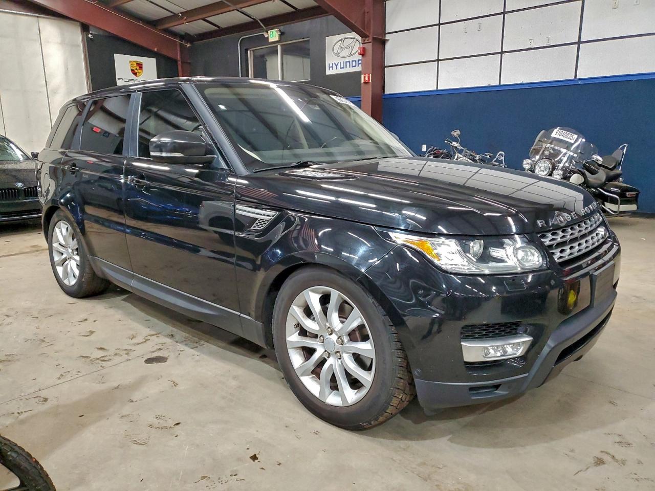 2016 LAND ROVER RANGE ROVER SPORT HSE photo 4