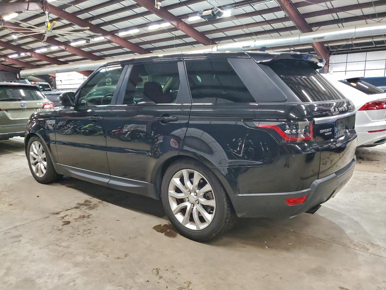 2016 LAND ROVER RANGE ROVER SPORT HSE photo 2