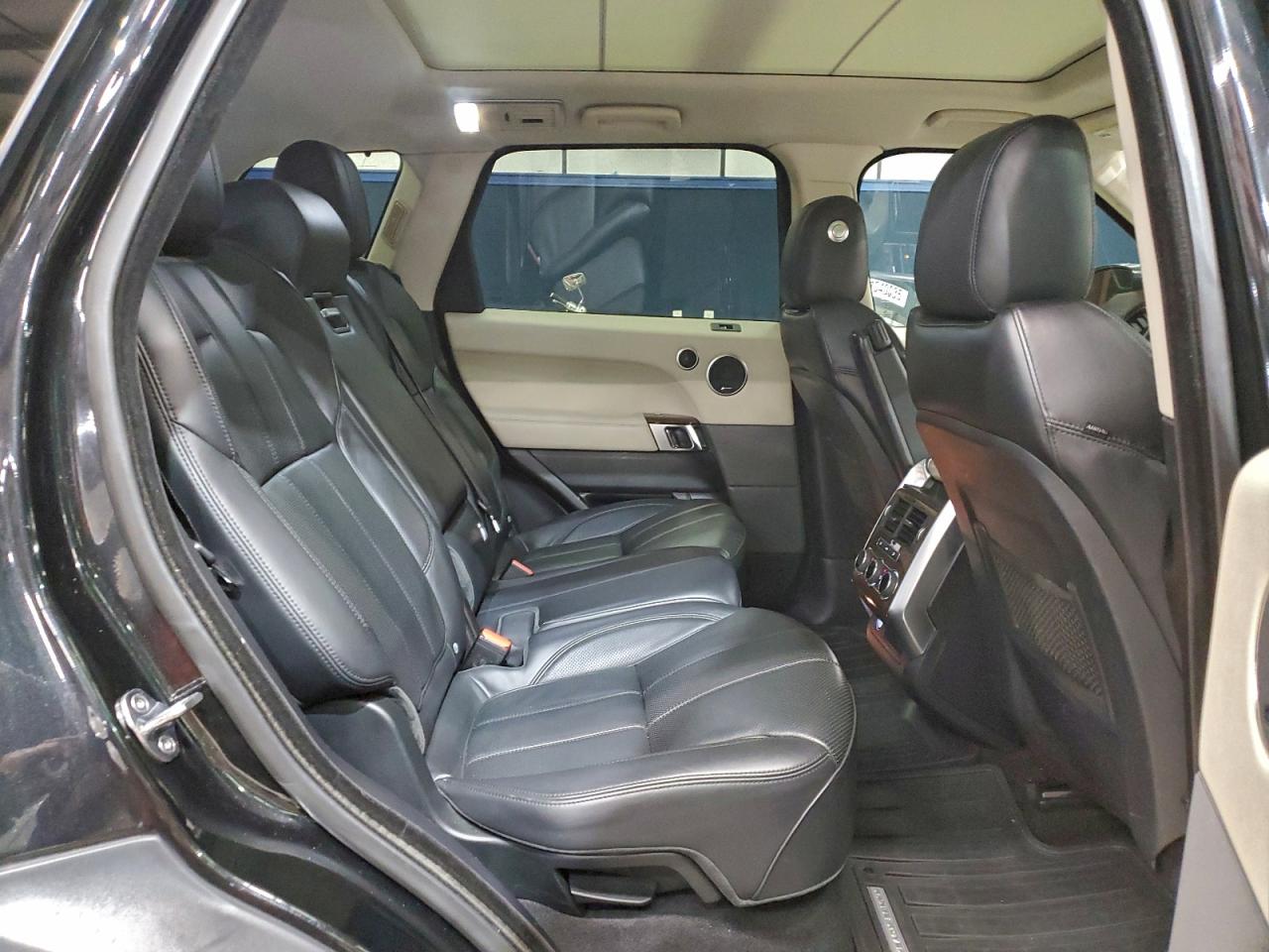 2016 LAND ROVER RANGE ROVER SPORT HSE photo 11