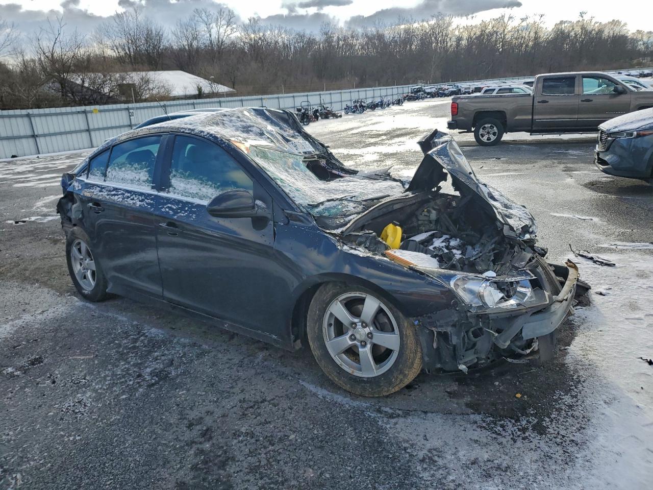 2016 CHEVROLET CRUZE LIMITED LT photo 4