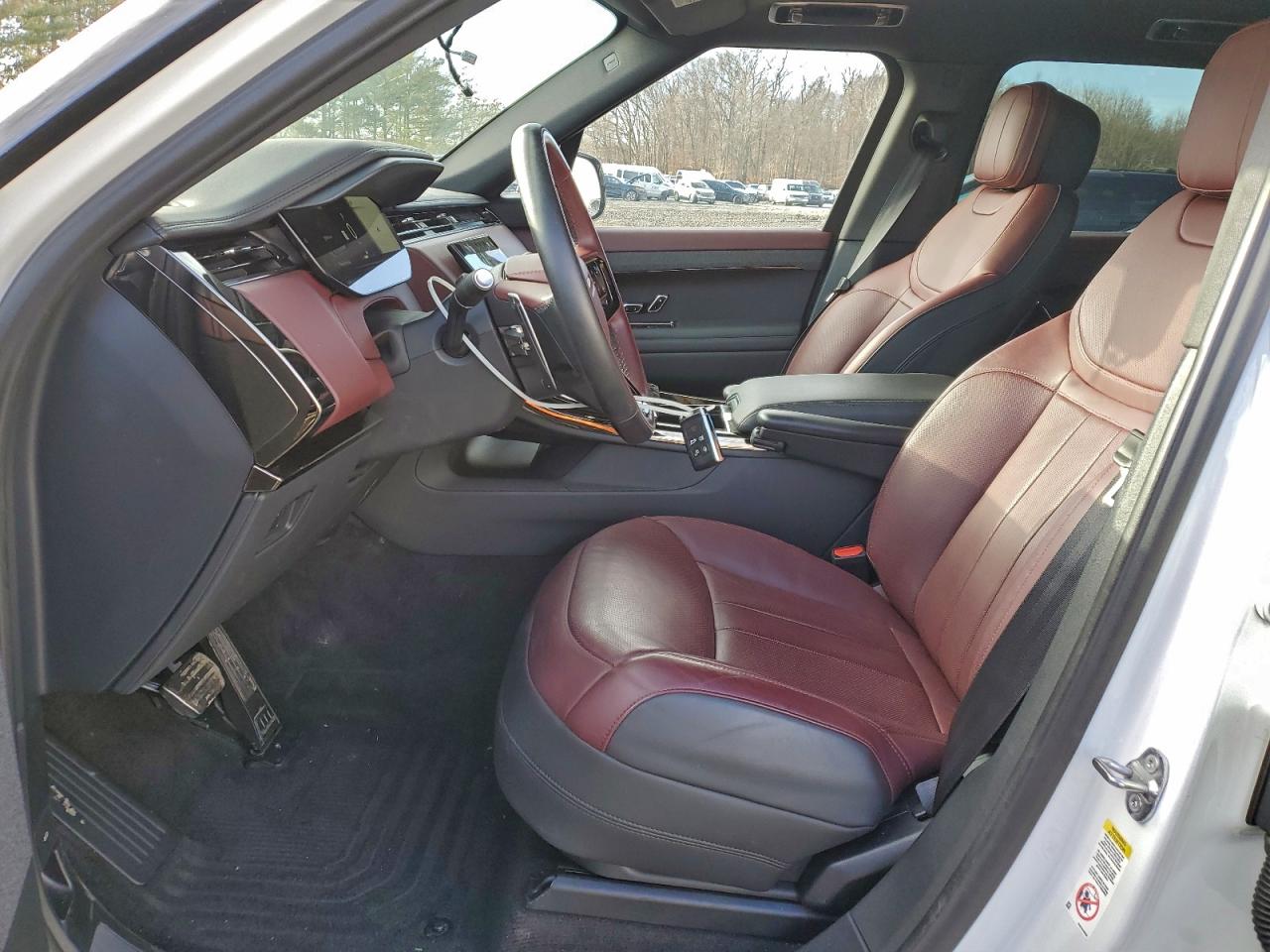 2024 LAND ROVER RANGE ROVER SPORT DYNAMIC SE photo 7