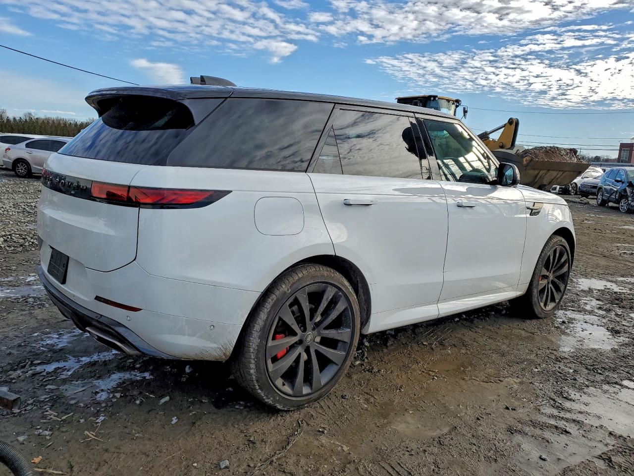 2024 LAND ROVER RANGE ROVER SPORT DYNAMIC SE photo 3
