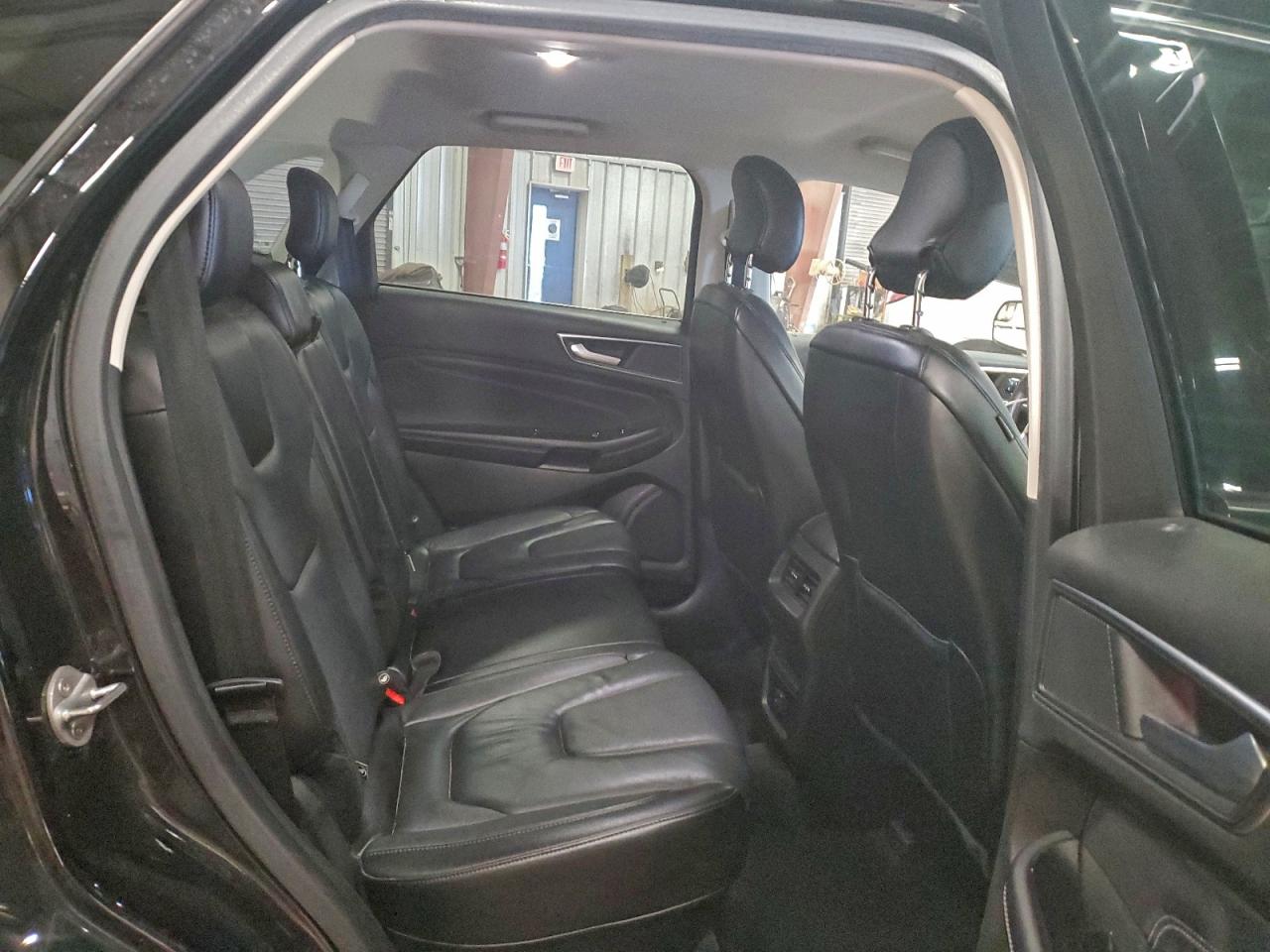 2017 FORD EDGE TITANIUM photo 11