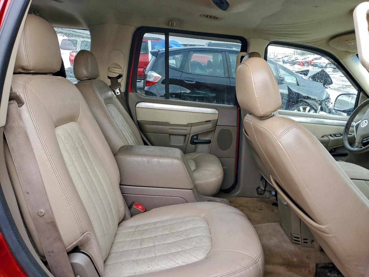 2004 MERCURY MOUNTAINEER photo 11