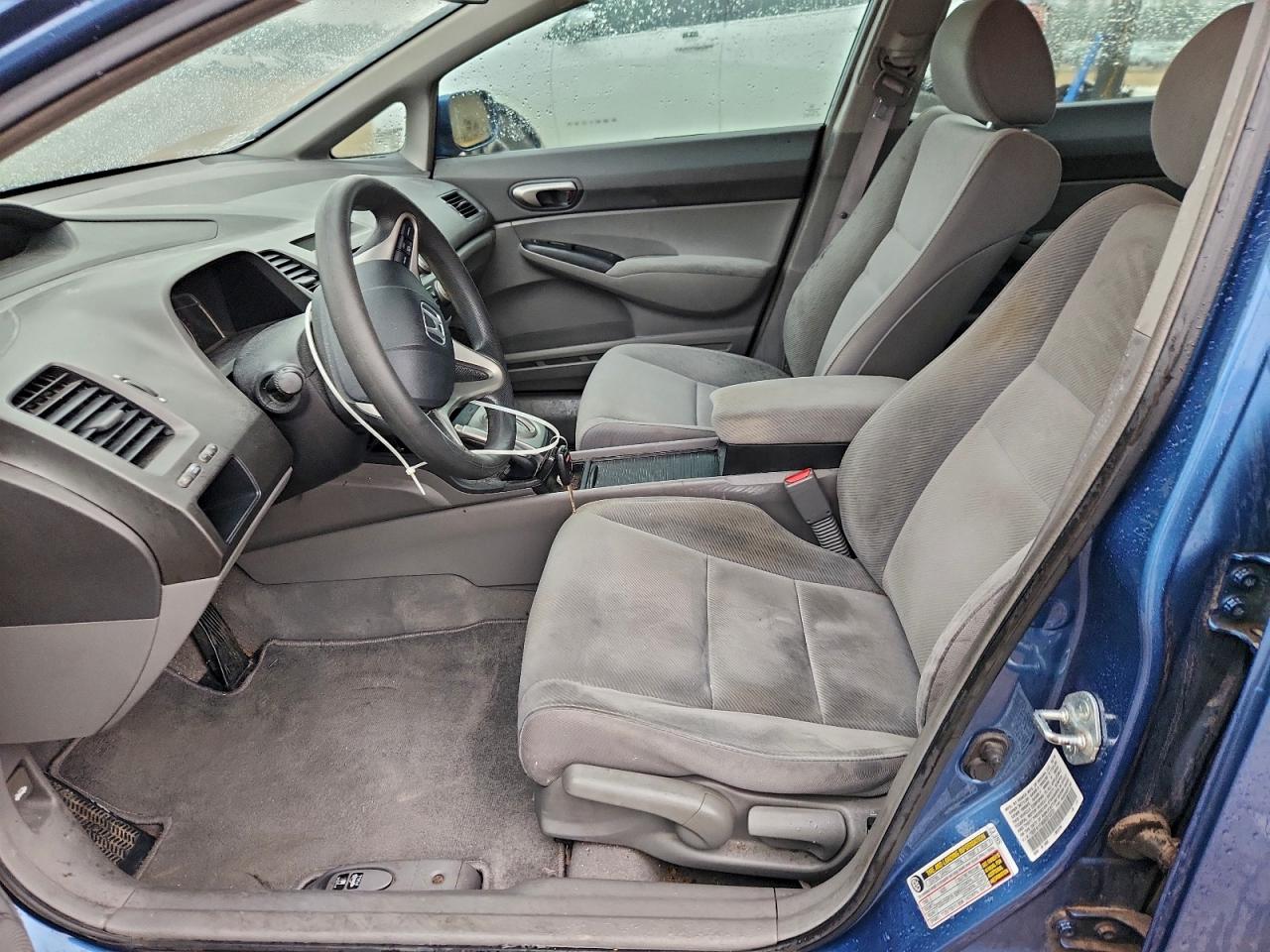 2011 HONDA CIVIC LX photo 7
