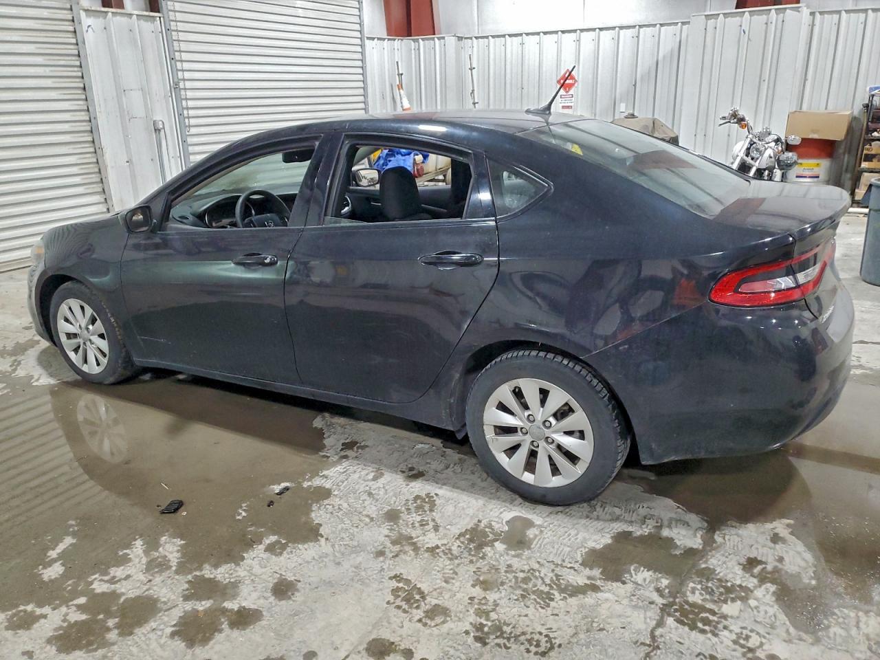 2014 DODGE DART SXT photo 2