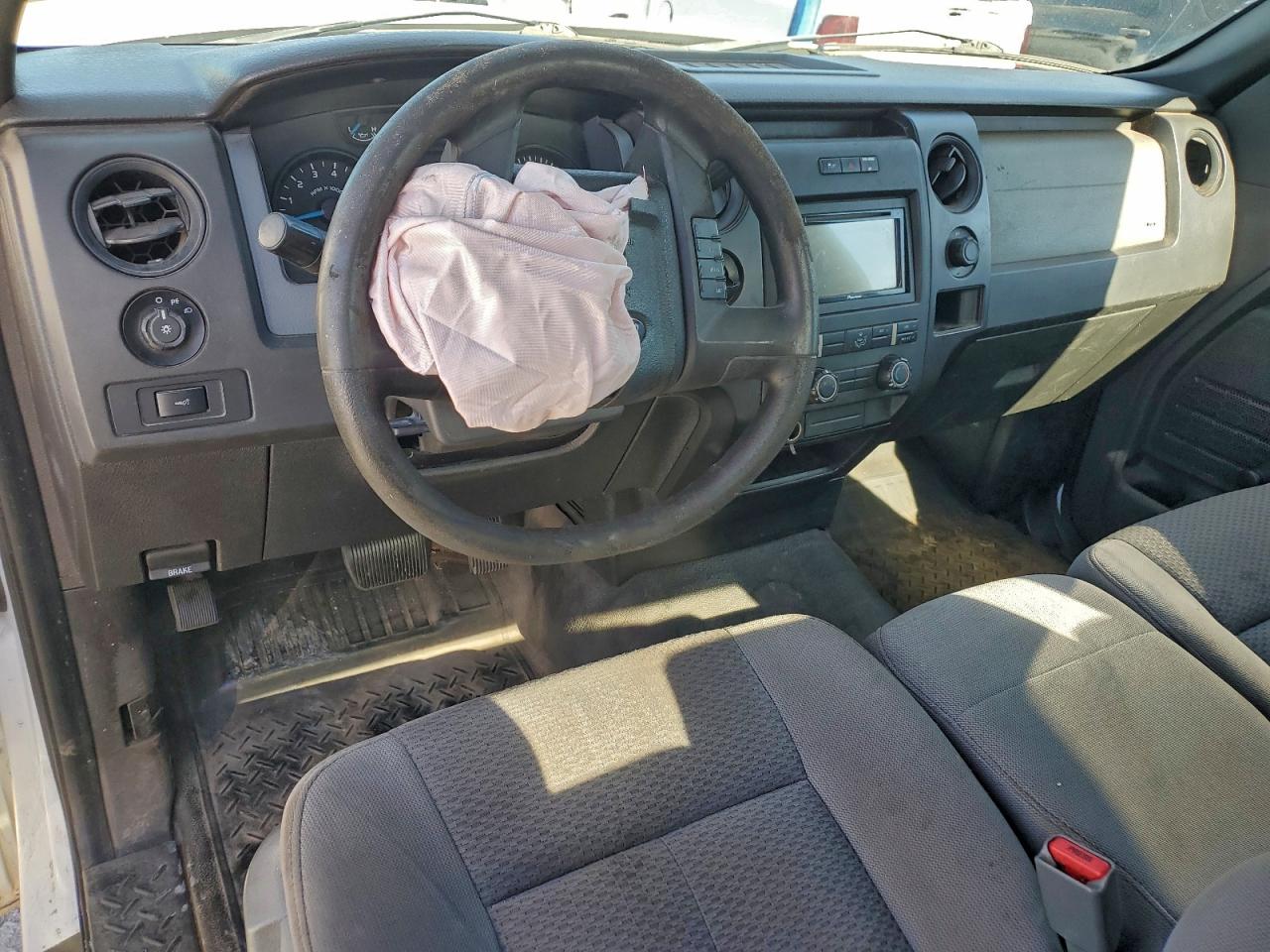 2014 FORD F150 photo 8