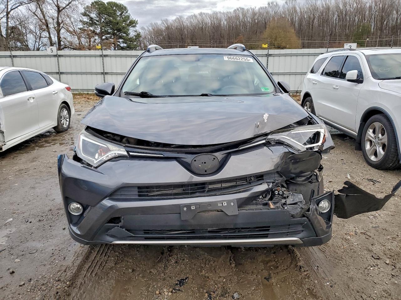 2016 TOYOTA RAV4 HV XLE photo 5