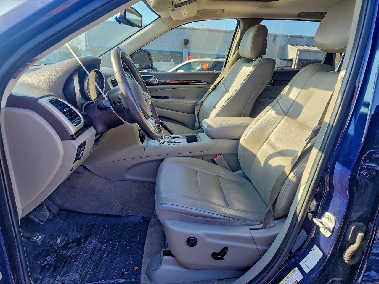 2012 JEEP GRAND CHEROKEE LAREDO photo 7