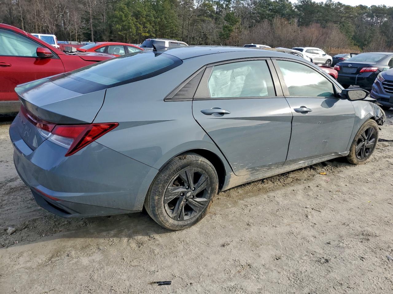 2021 HYUNDAI ELANTRA SEL photo 3