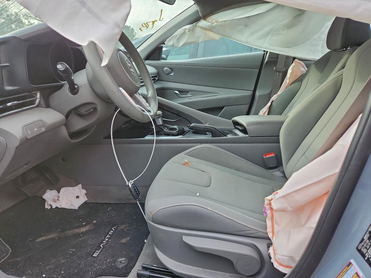 2021 HYUNDAI ELANTRA SEL photo 7