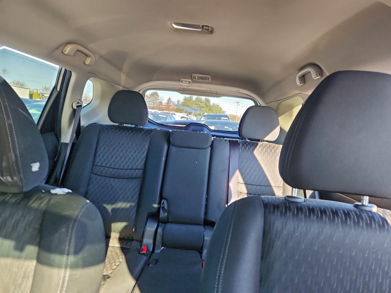 2018 NISSAN ROGUE S photo 10