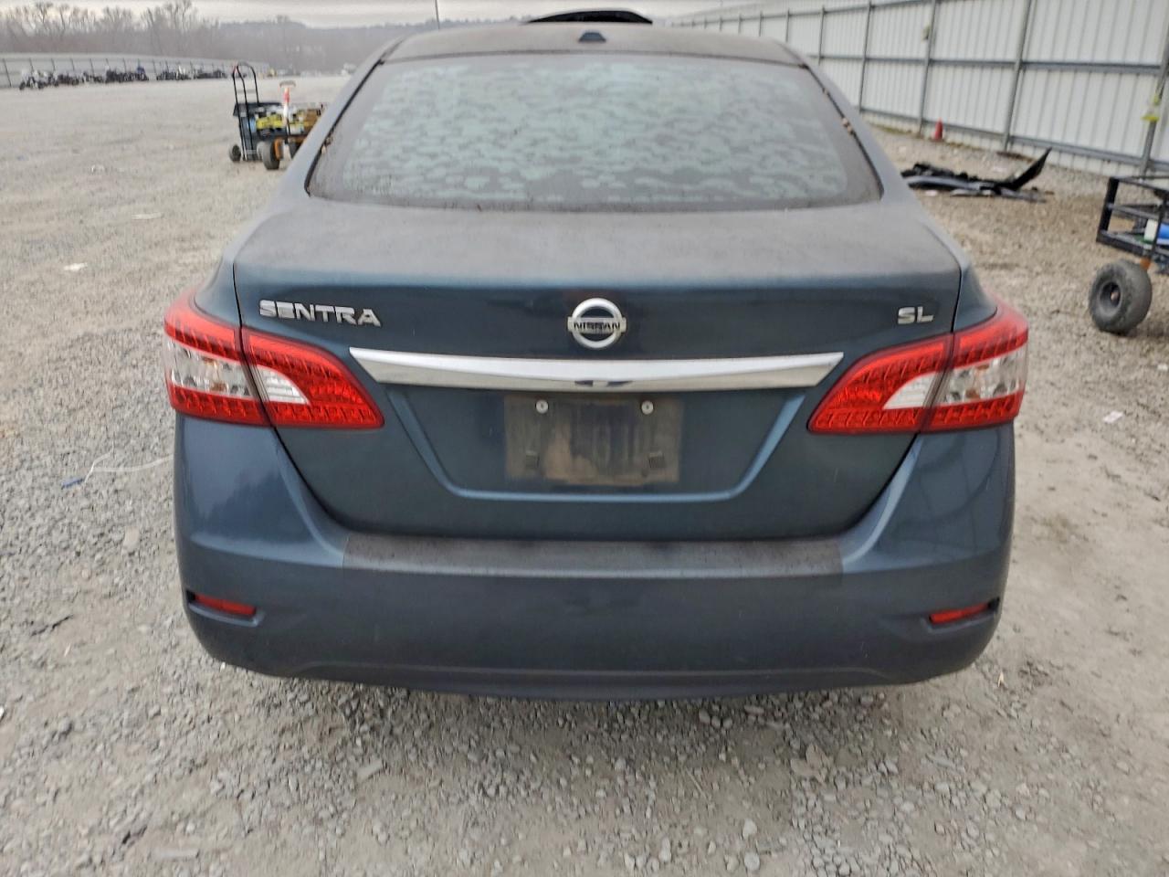 2015 NISSAN SENTRA S photo 6
