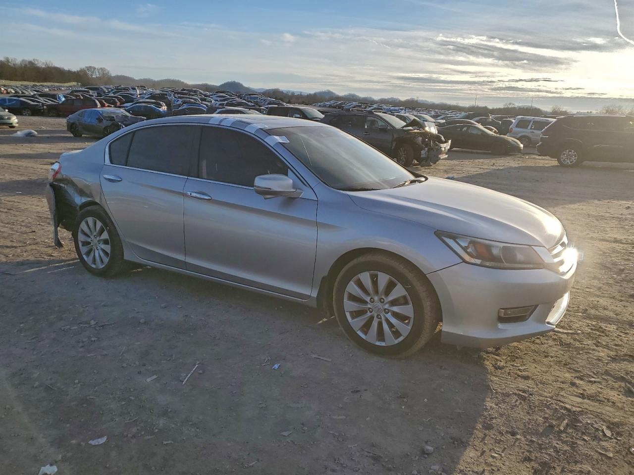 2013 HONDA ACCORD EXL photo 4