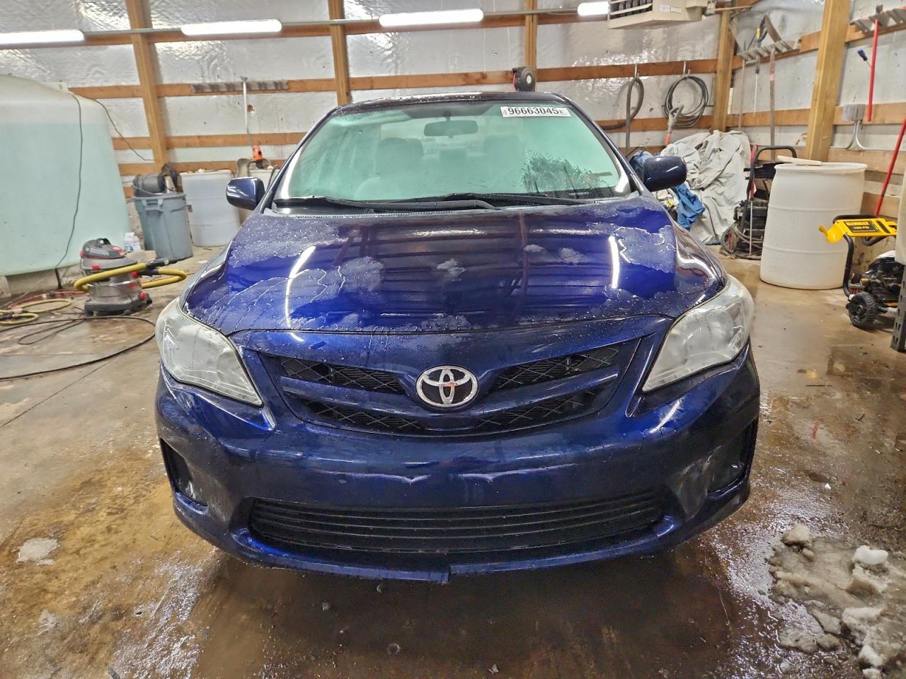 2012 TOYOTA COROLLA BASE photo 5