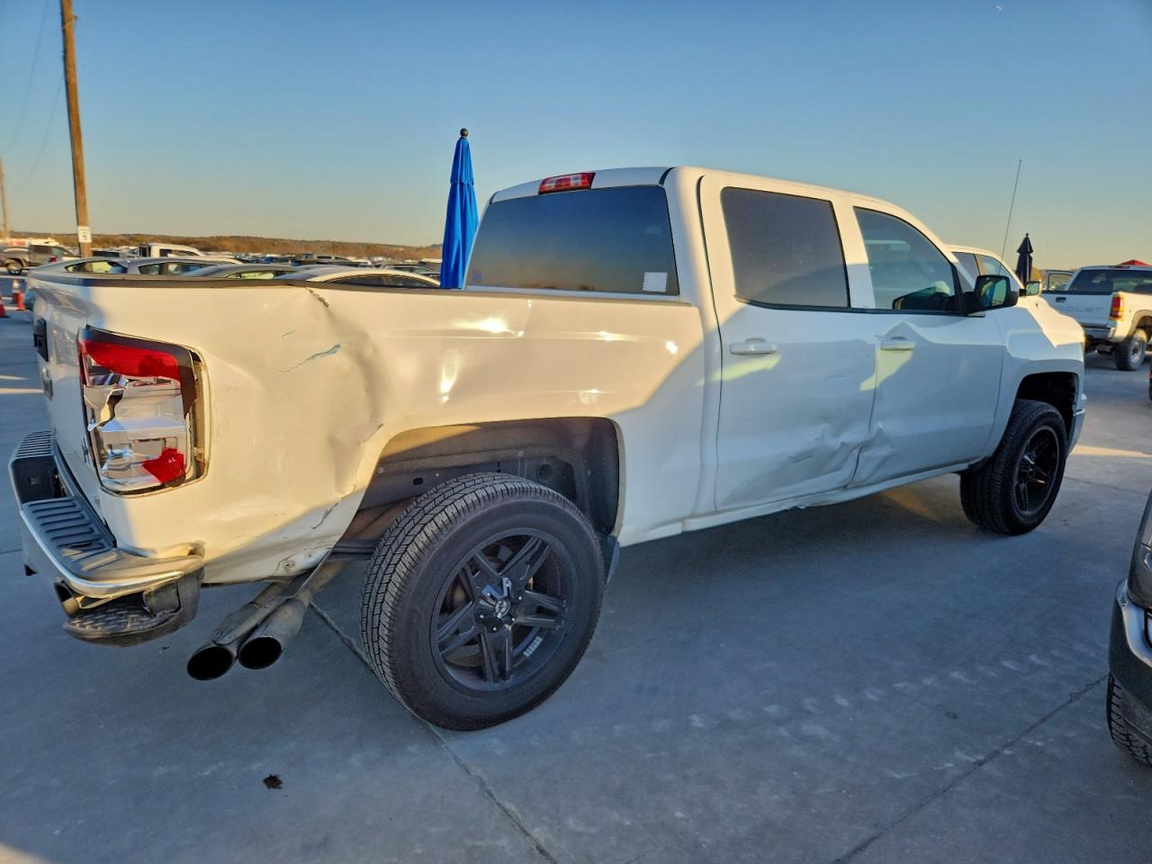 2014 CHEVROLET SILVERADO C1500 LT photo 3
