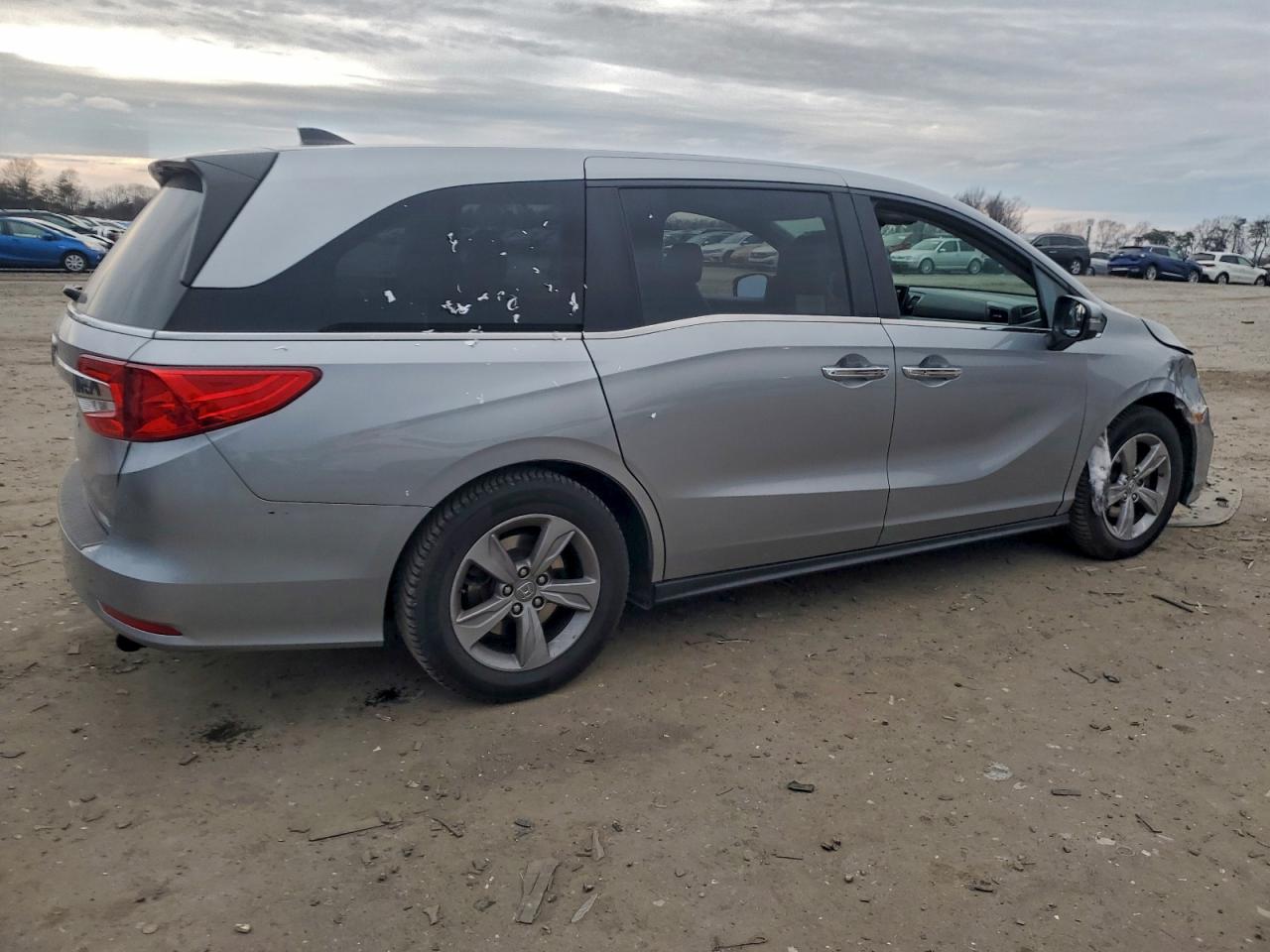 2019 HONDA ODYSSEY EXL photo 3