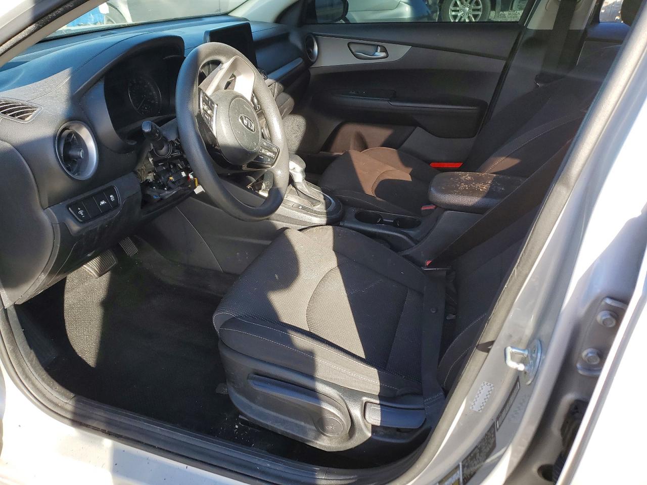 2020 KIA FORTE FE photo 7