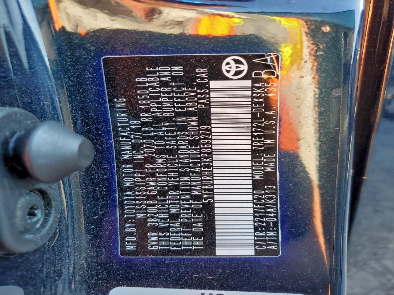 2019 TOYOTA COROLLA L photo 12