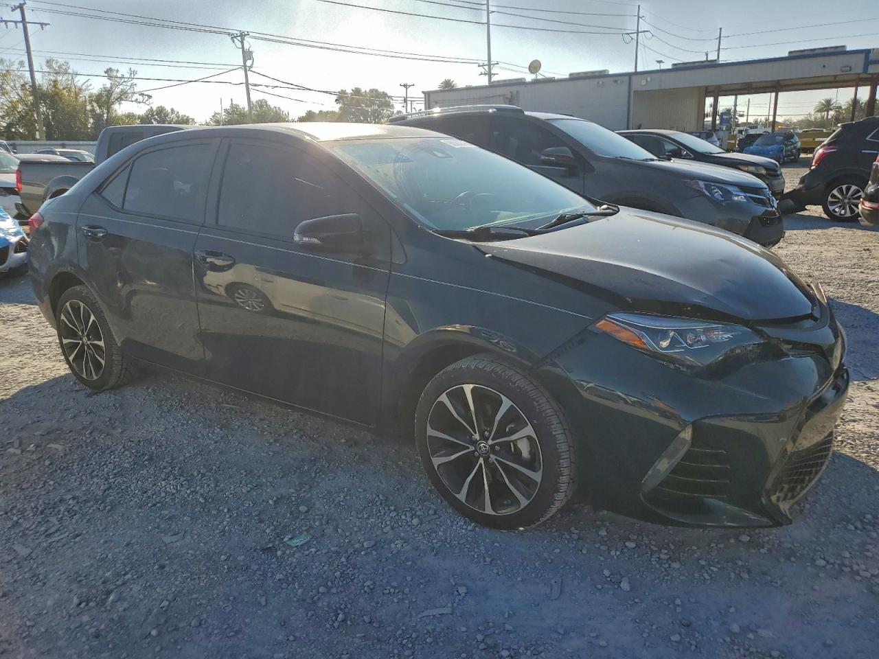2019 TOYOTA COROLLA L photo 4