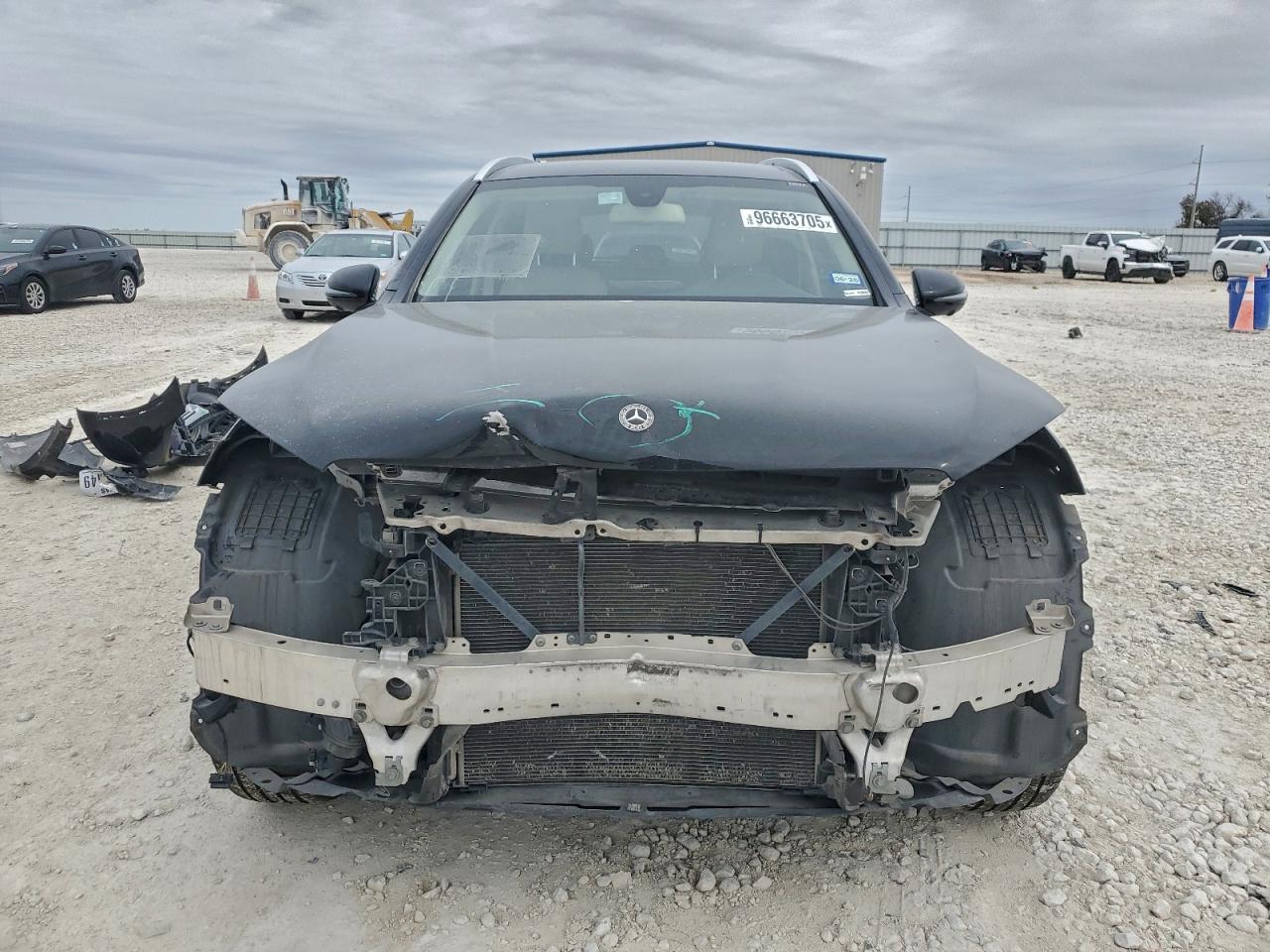 2018 MERCEDES-BENZ GLC 300 photo 5