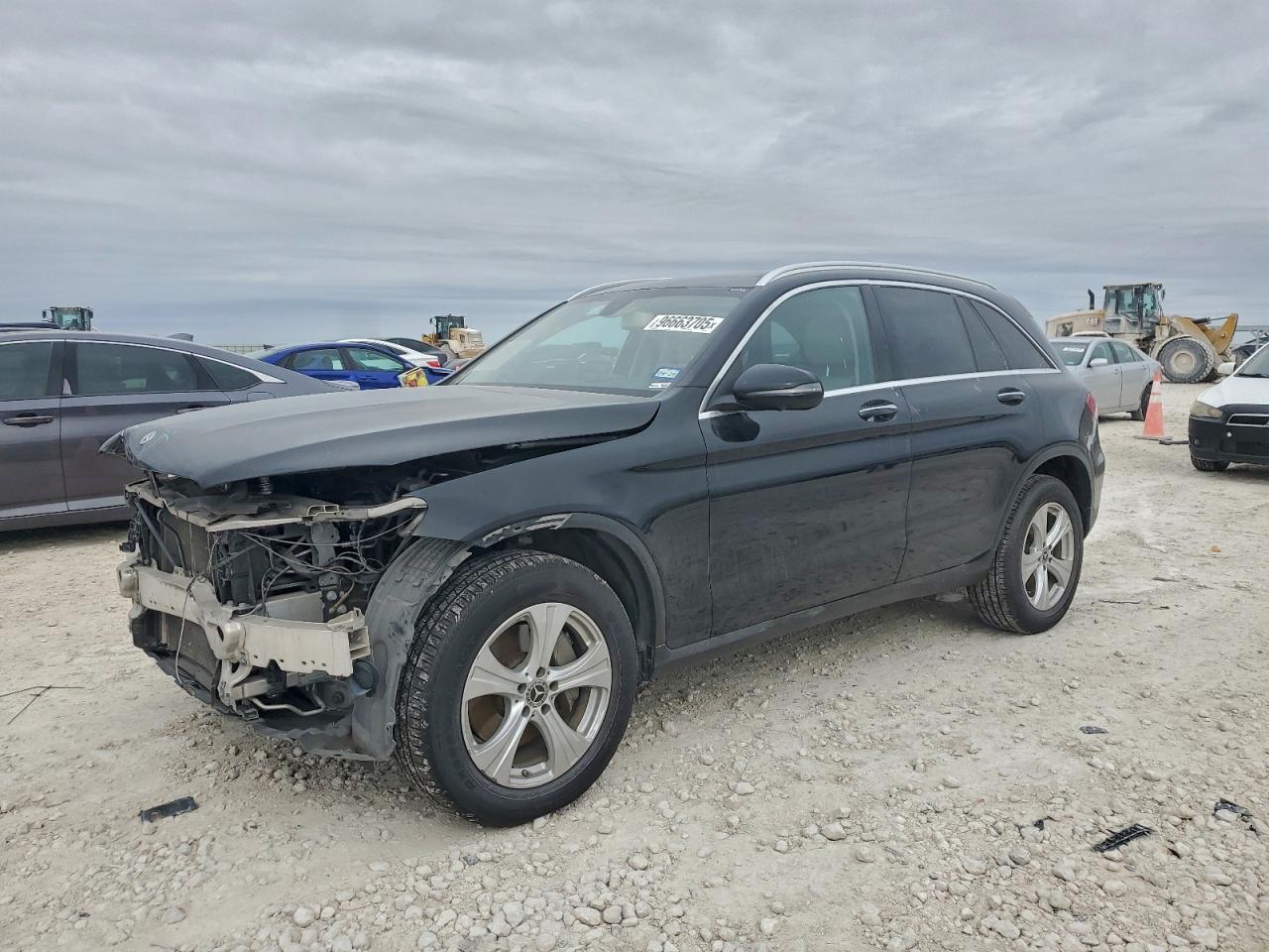 2018 MERCEDES-BENZ GLC