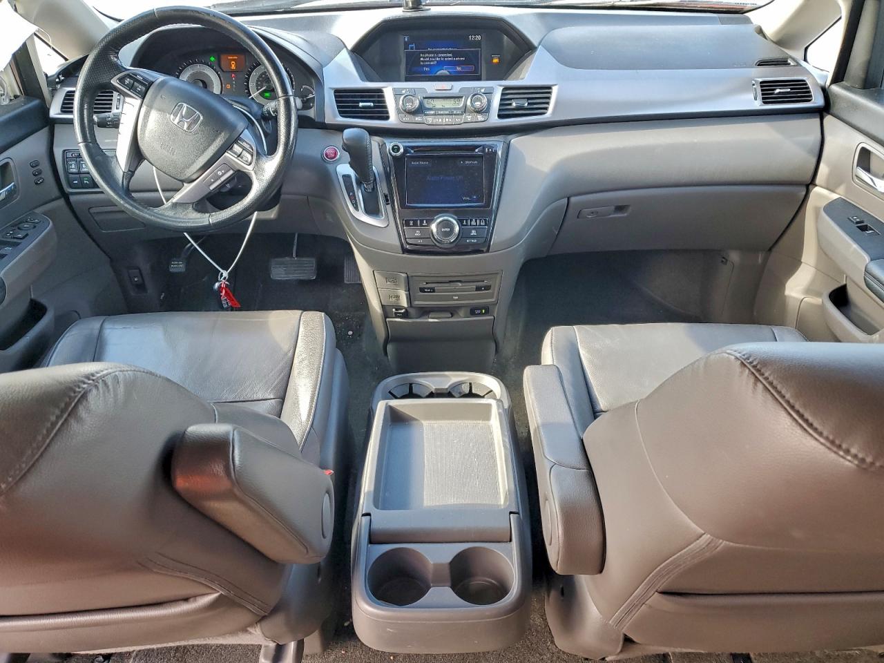 2014 HONDA ODYSSEY TOURING photo 8