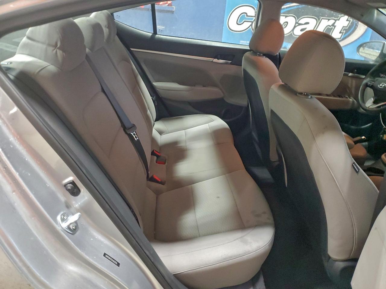 2020 HYUNDAI ELANTRA SEL photo 19