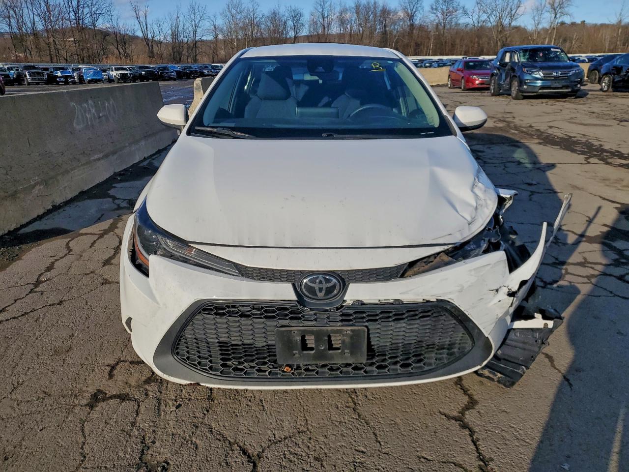 2020 TOYOTA COROLLA LE photo 5