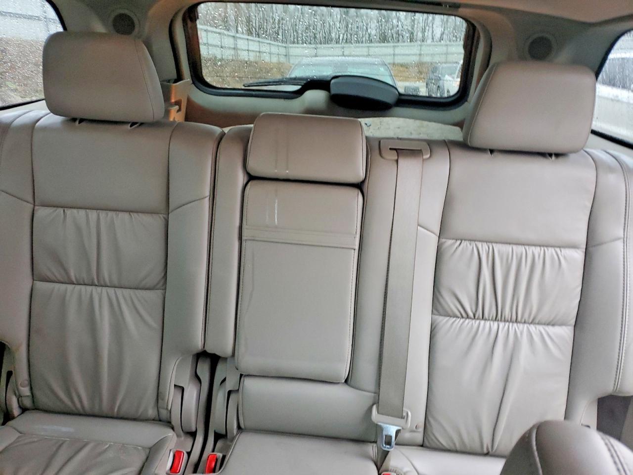 2011 JEEP GRAND CHEROKEE LAREDO photo 10
