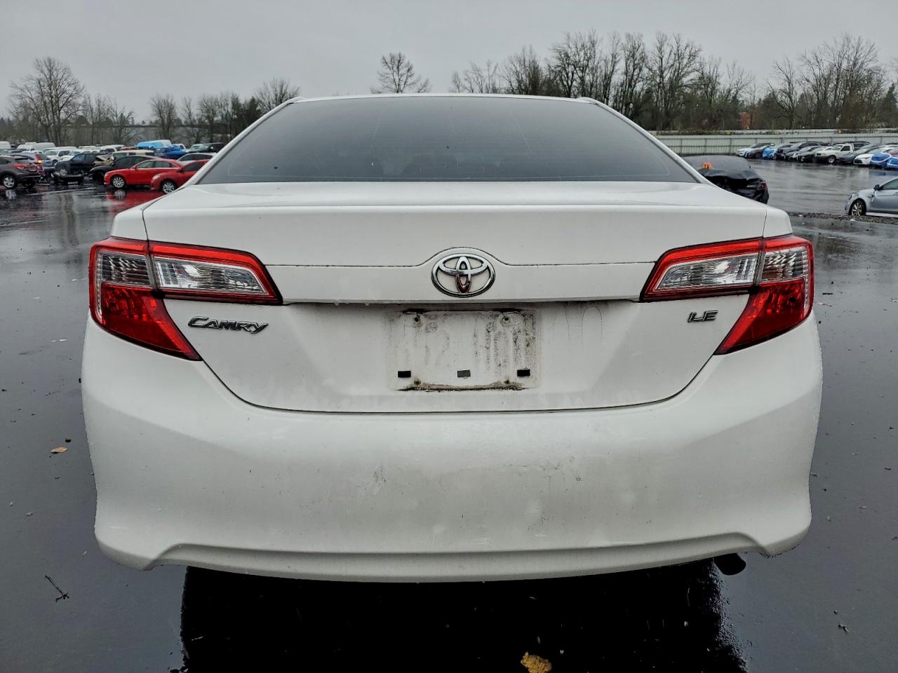 2014 TOYOTA CAMRY L photo 6
