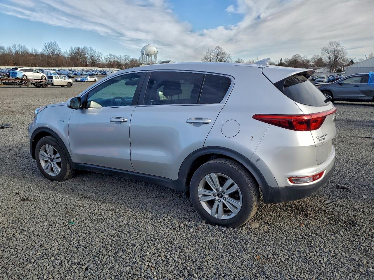 2017 KIA SPORTAGE LX photo 2