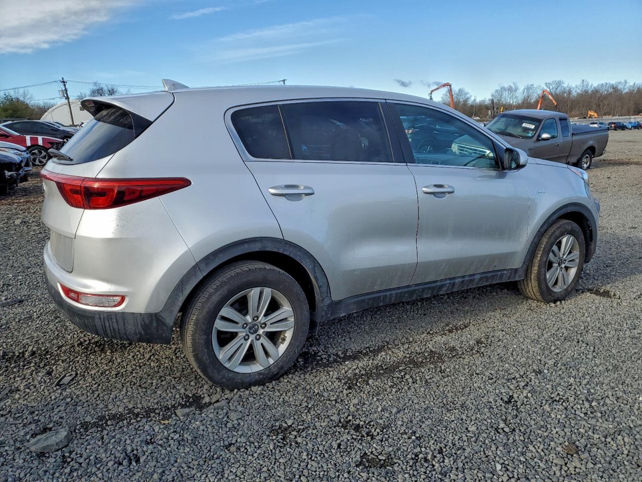 2017 KIA SPORTAGE LX photo 3